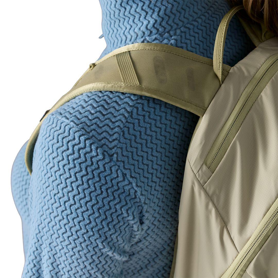 R1® Air Fleece Midlayer Zip-Neck