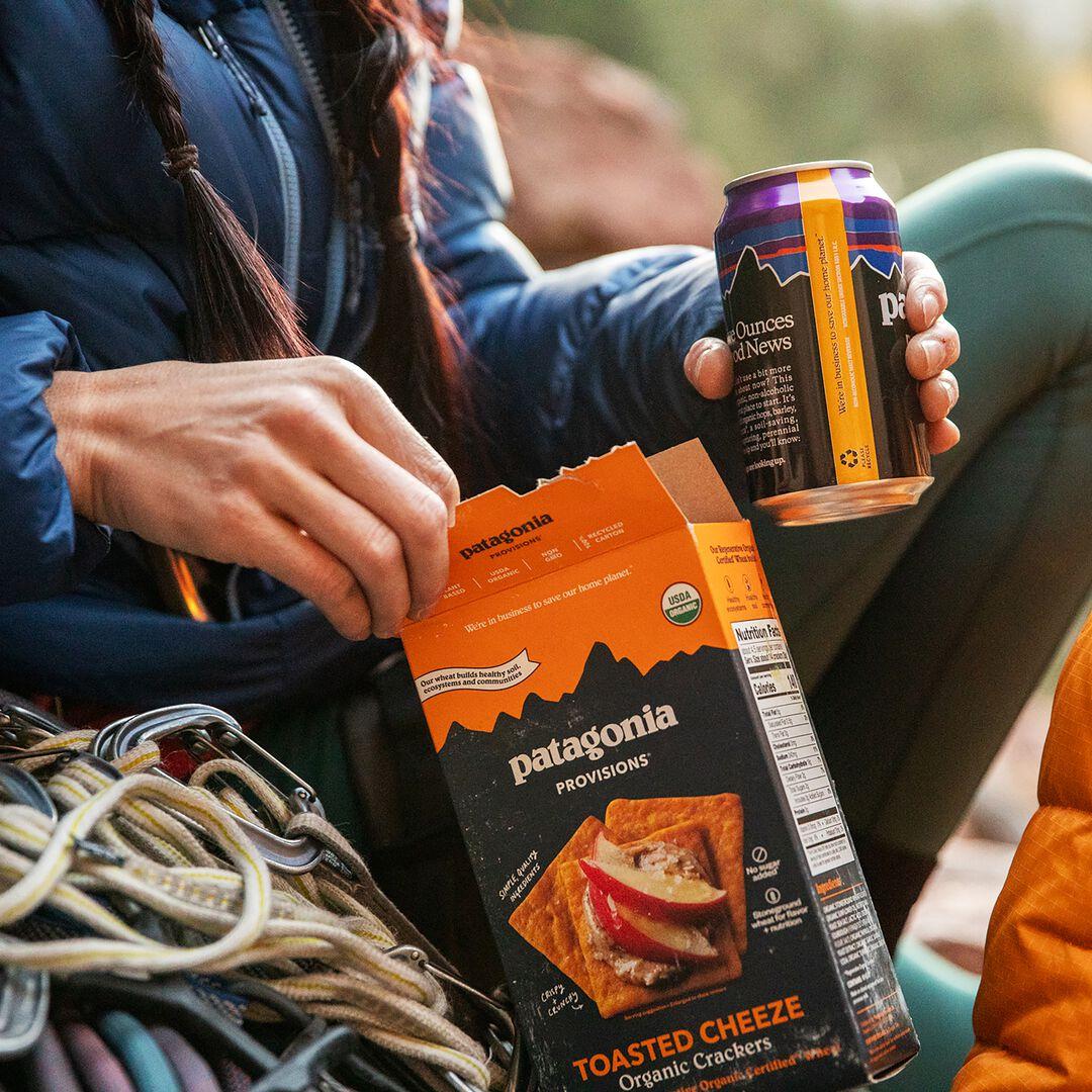 Provisions Organic Toasted Cheeze Crackers